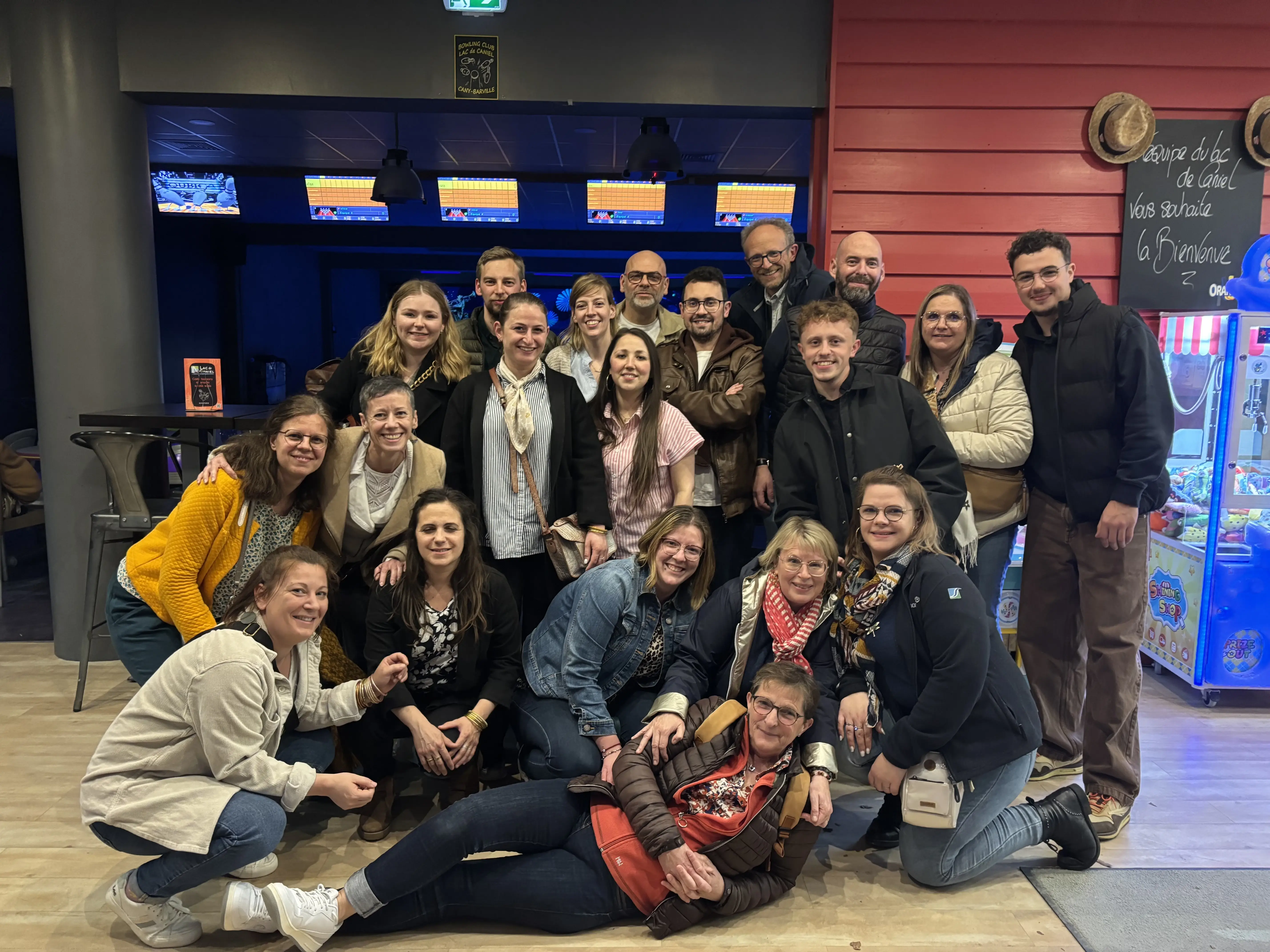 Groupe d'employés à un évènement